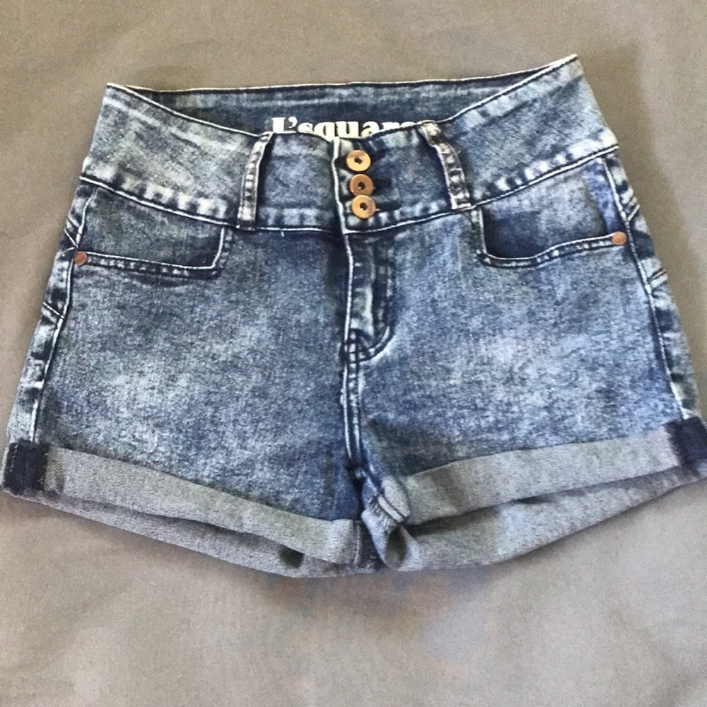 High waisted denim short